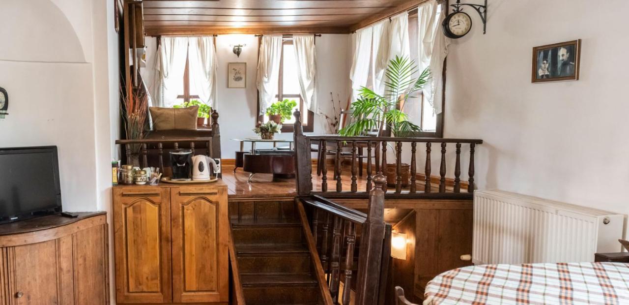 Kazasovata Guest House Tryavna Esterno foto