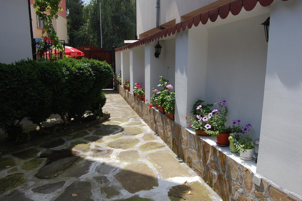 Kazasovata Guest House Tryavna Camera foto