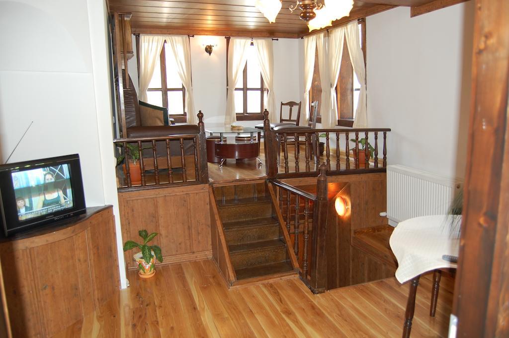 Kazasovata Guest House Tryavna Esterno foto